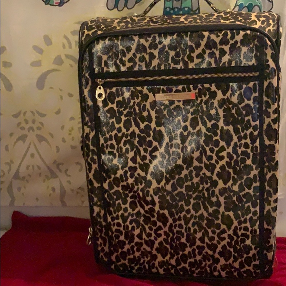 Carry on luggage and duffel bag set, USED ONCE.